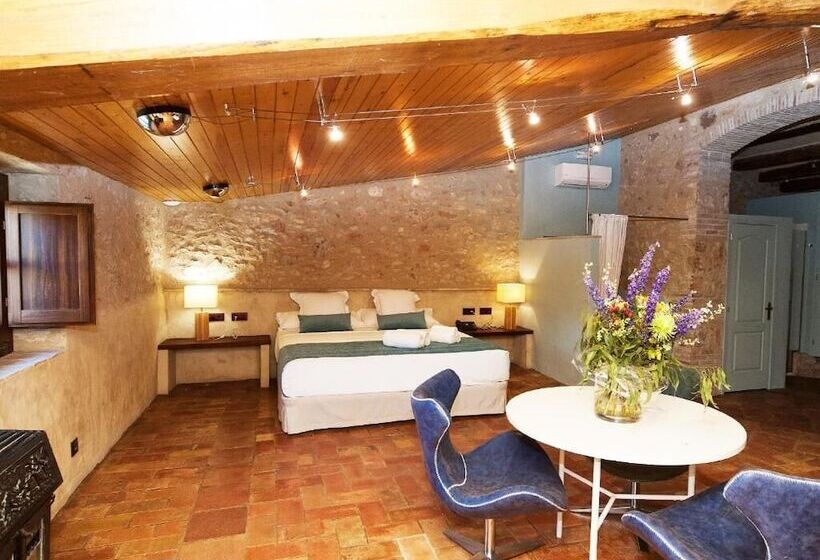 سوییت جونیور, Moli De L Escala