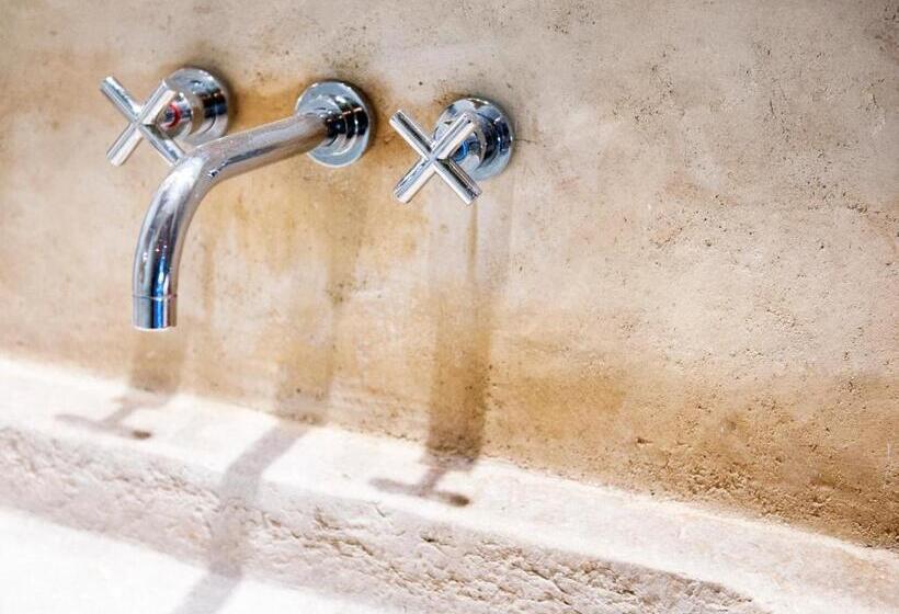 سوییت جونیور, Moli De L Escala