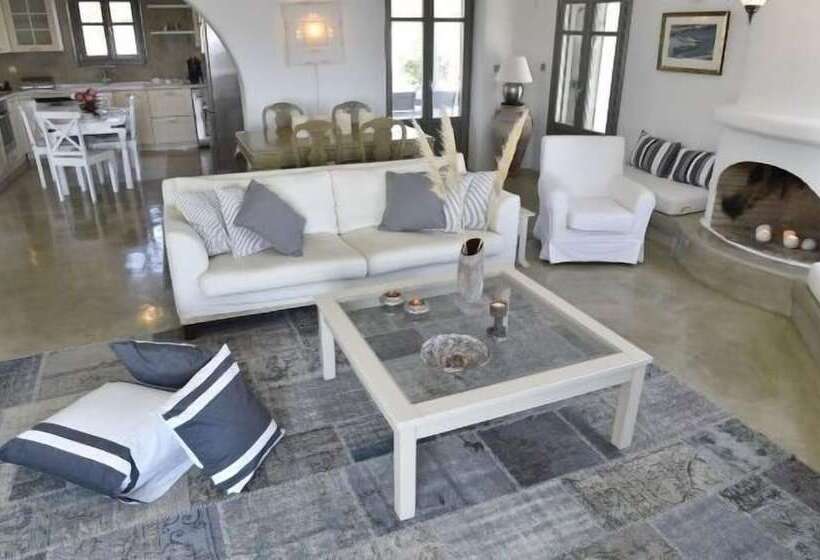 Президентский Люкс, Naoussa Hills Boutique Resort  Adults Only