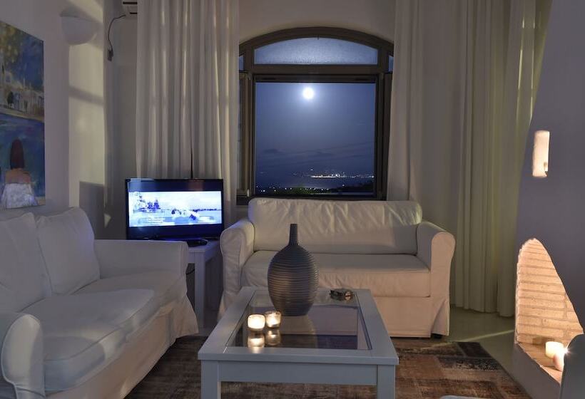 Вилла 2 Спальни, Naoussa Hills Boutique Resort  Adults Only