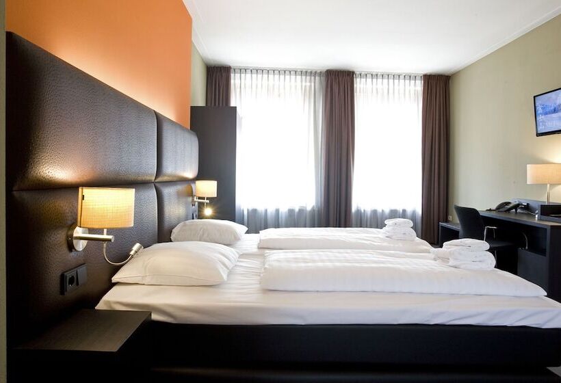 Семейный Номер, Roermond Next Door
