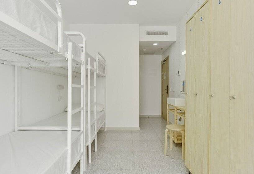 家庭间, Loop Inn Hostel Cartagena