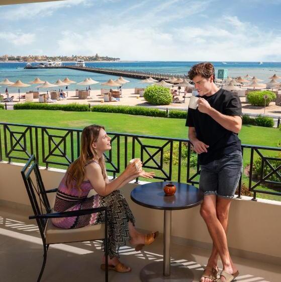 اتاق پرمیوم, Cleopatra Luxury Beach Resort Makadi Bay   Adults Only