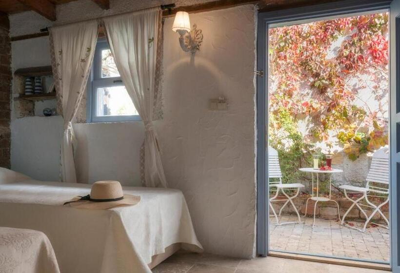 Quarto Estandar Vista Jardim, Moy