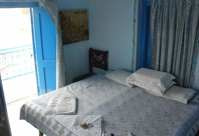 Quarto Estandar Banheiro Compartilhado, Bharatpur Palace