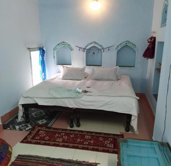 Quarto Estandar, Bharatpur Palace