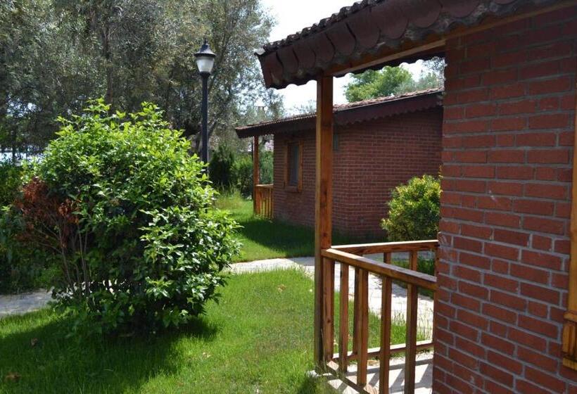 Бунгало Стандарт Вид на Сад, Kervan Tatil Köyü