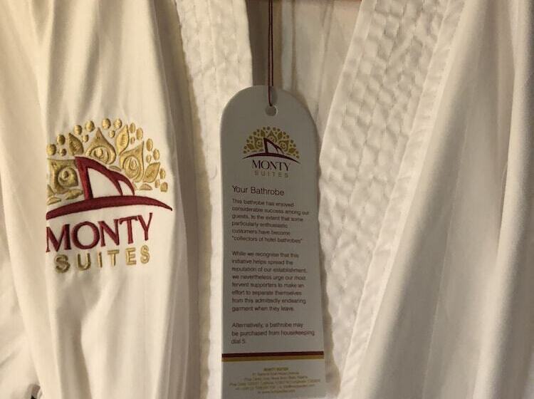 سوییت اجرایی, Monty Suites & Golf