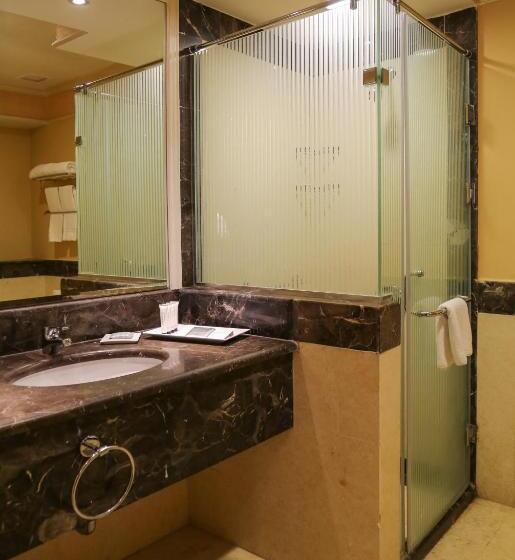디럭스 룸, Wyndham Garden Dammam