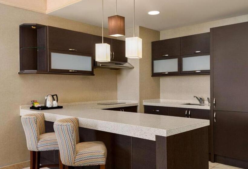 프레스티지 스위트, Wyndham Garden Dammam