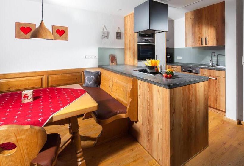 آپارتمان 1 خوابه با تراس, Gästehaus Und Ferienwohnungen Egglerlehen