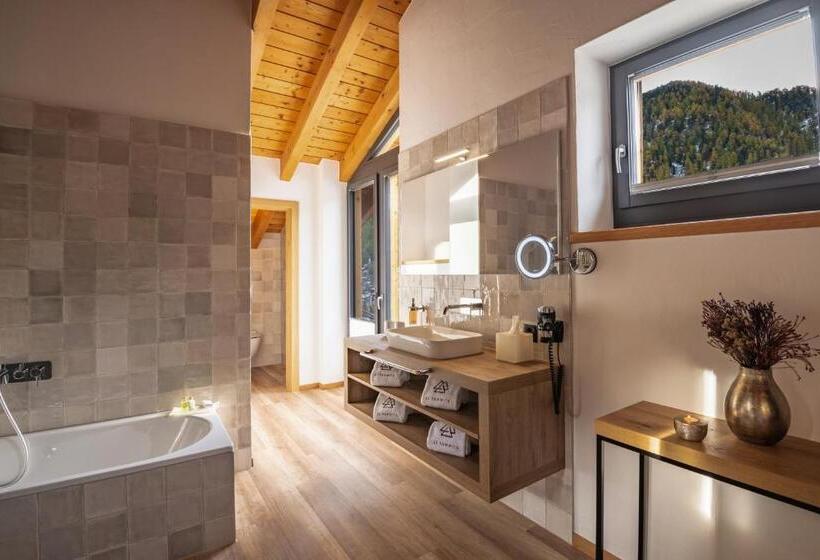 Apartamento 2 Dormitórios, 22 Summits Apartments