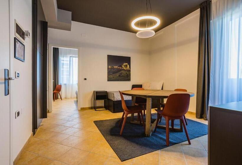 Appartement met 1 Slaapkamer, Residence 9 Line