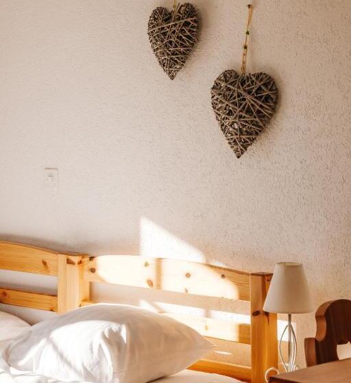 Студия Стандарт, Le Vieux Valais