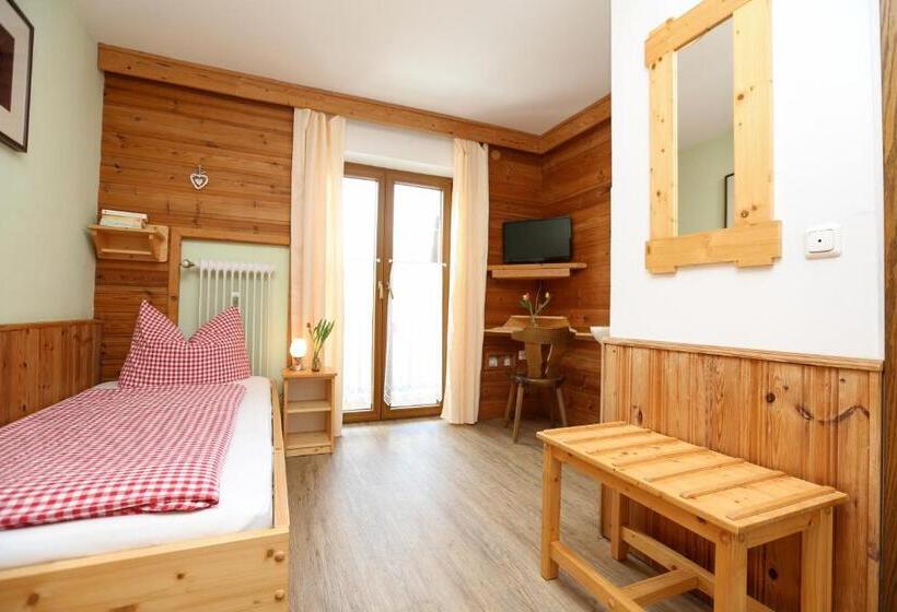 חדר סטנדרט יחיד עם מרפסת, Pension Bergsee