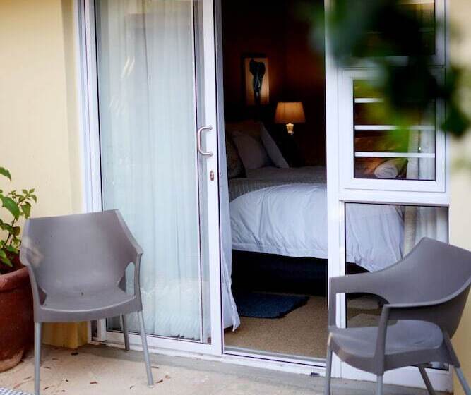 디럭스 룸, Kududu Guest House