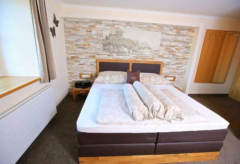 Номер Стандарт, Seeapart Pöder