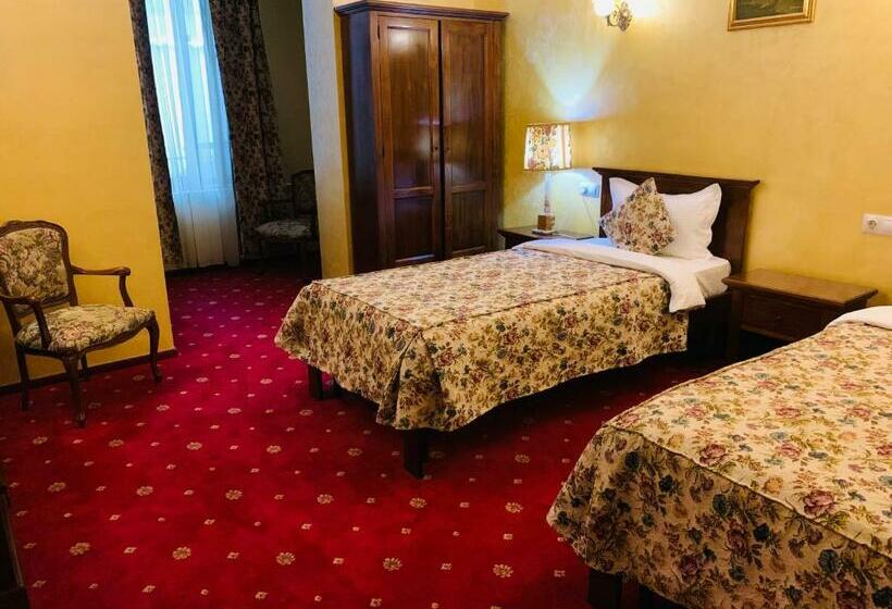 اتاق استاندارد, Vila Royal