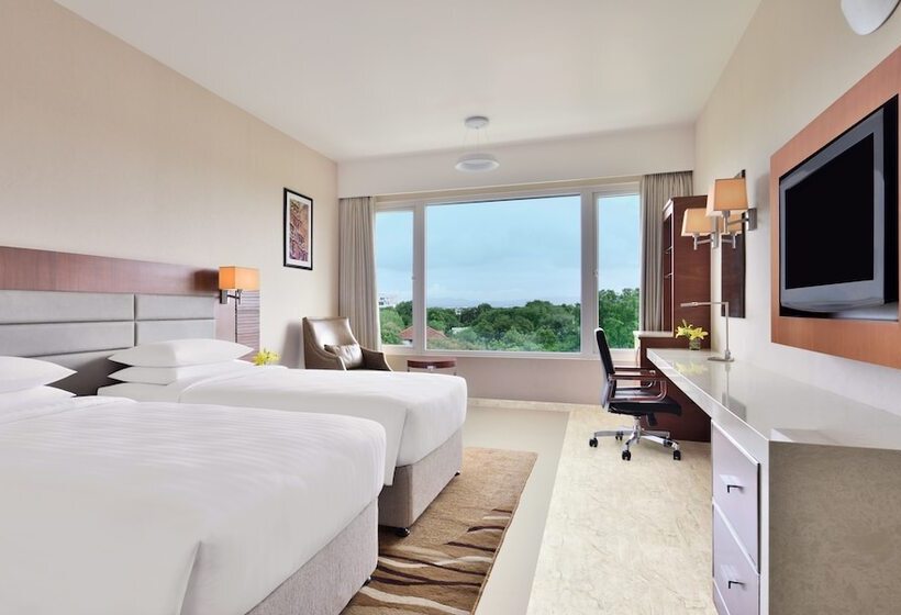 高级客房, Courtyard By Marriott Madurai