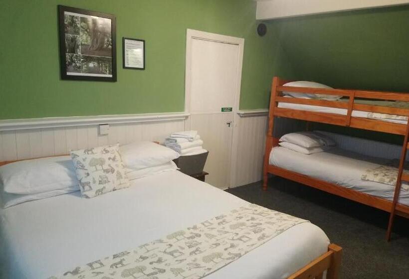 Семейный Номер, Meadowsway Guesthouse  Uttoxeter
