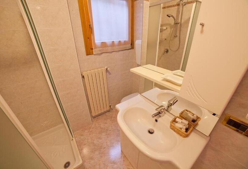 آپارتمان 1 خوابه با چشم‌انداز باغ, Chalet Bucaneve