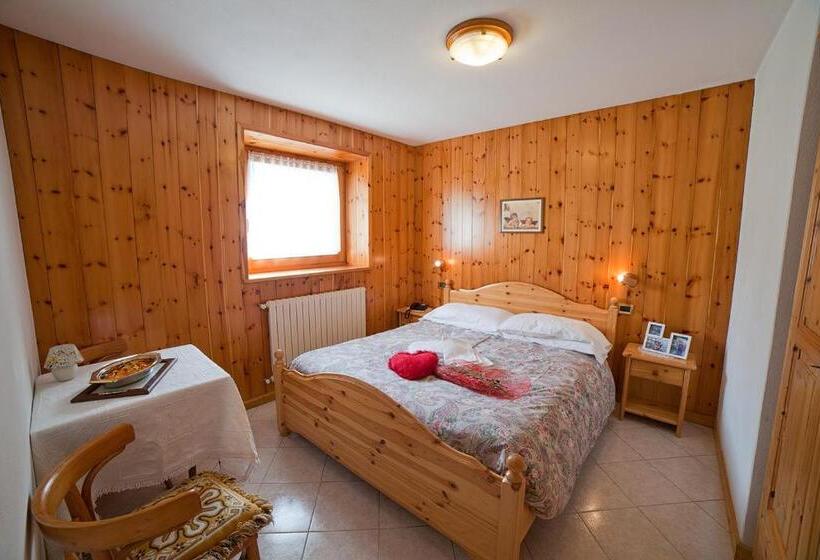 آپارتمان 1 خوابه با چشم‌انداز, Chalet Bucaneve