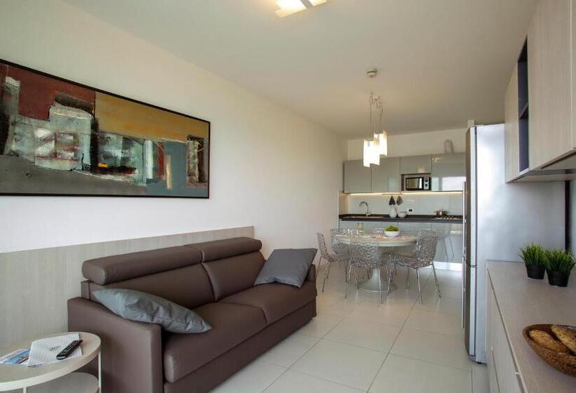 Апартаменты Deluxe 2 Спальни Вид на Море, Residence Serenissima