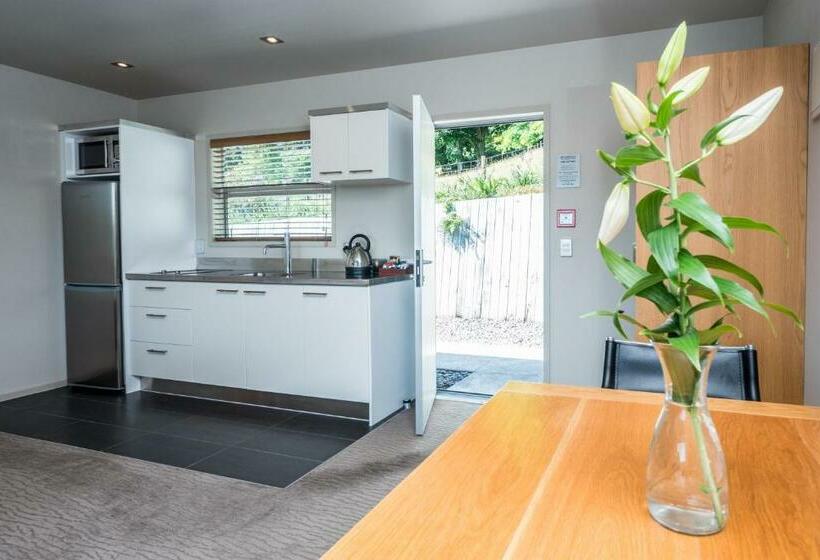 Студия Классика, One Burgess Hill