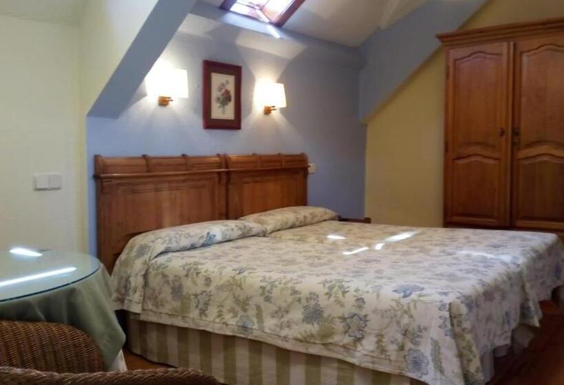 Семейный Номер, Hostal Casa Sario