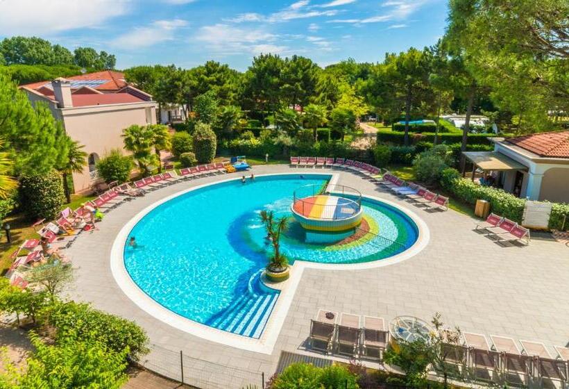 سوئیت 2 خوابه, Villaggio Mare Blu
