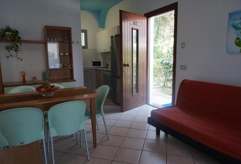سوئیت 2 خوابه, Villaggio Mare Blu