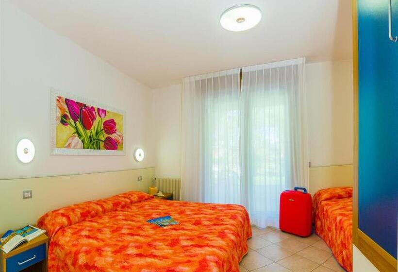 ویلای 2 خوابه, Villaggio Mare Blu