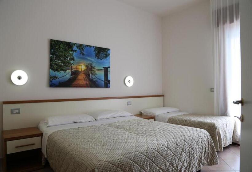 ویلای سوپریور 1 خوابه, Villaggio Mare Blu