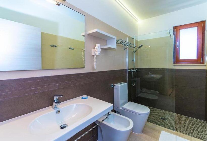 آپارتمان 1 خوابه با بالکن, Villaggio Mare Blu