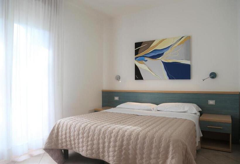 آپارتمان 1 خوابه با تراس, Villaggio Mare Blu