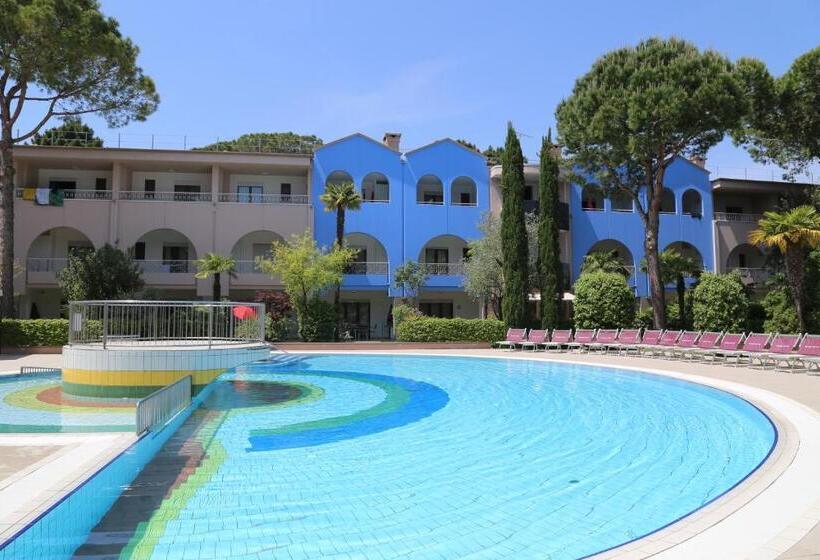 سوییت خانوادگی, Villaggio Mare Blu