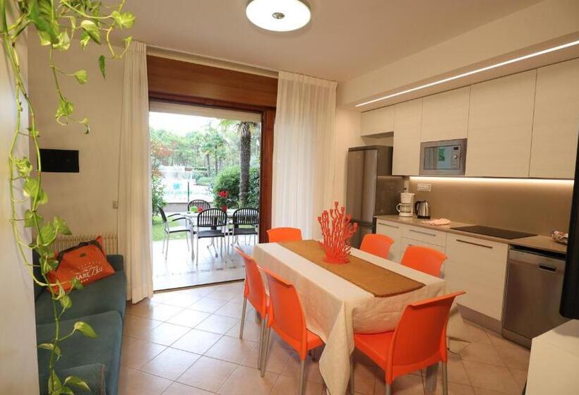 ویلای 1 خوابه, Villaggio Mare Blu