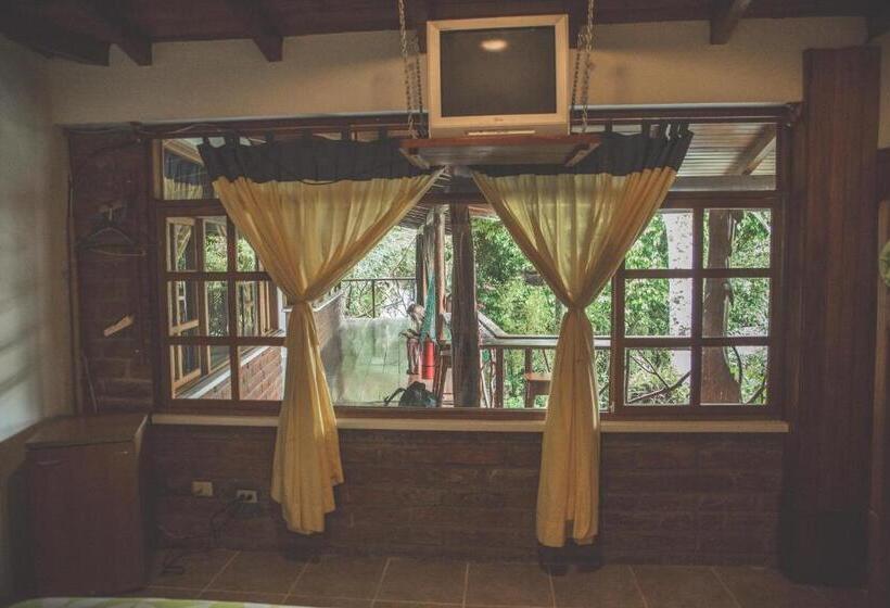 Четырехместный Номер Superior, Hostal Las Palmas