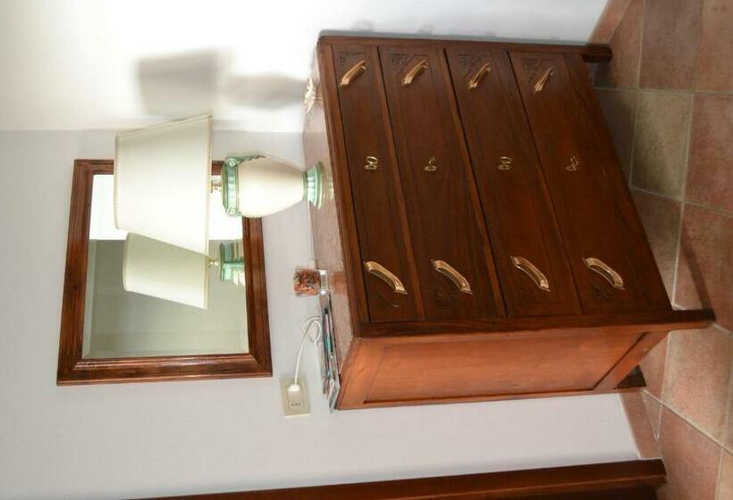 Quarto Estandar, Agriturismo Lillastro