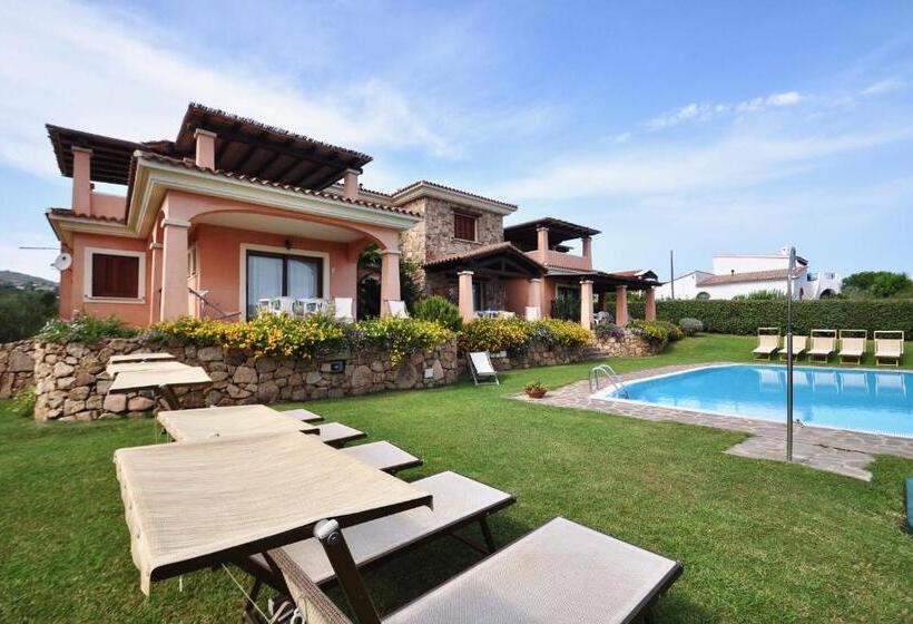 آپارتمان 1 خوابه با چشم‌انداز استخر, Le Dimore Di Nettuno   Happy Rentals