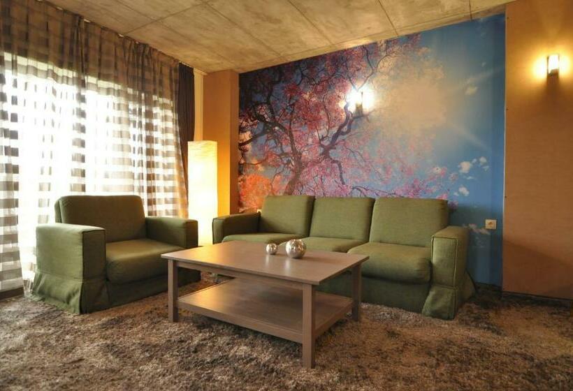Люкс Дюплекс, Aparthotel Seasons Glavatarski Han