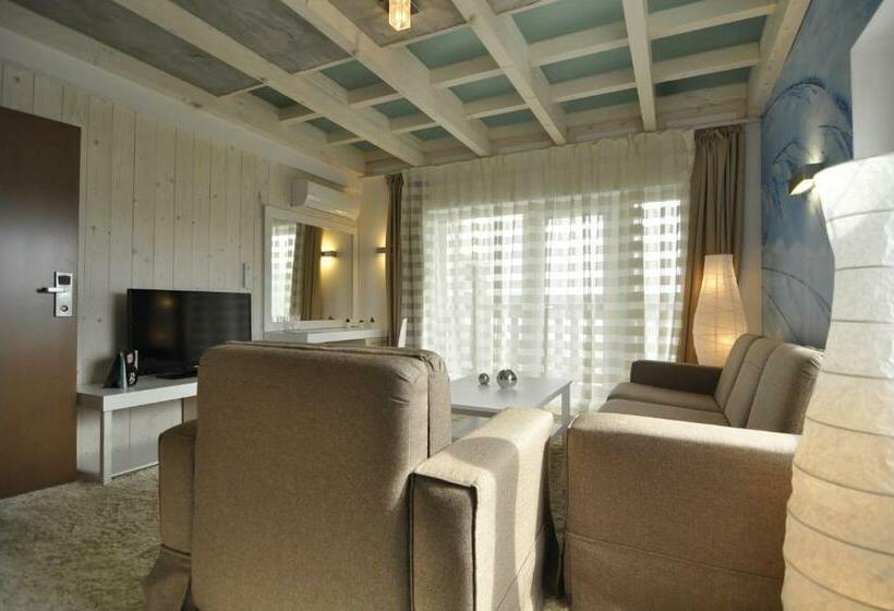 Люкс Дюплекс, Aparthotel Seasons Glavatarski Han