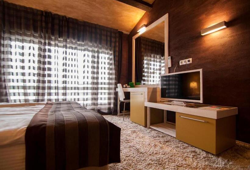 Люкс Дюплекс, Aparthotel Seasons Glavatarski Han