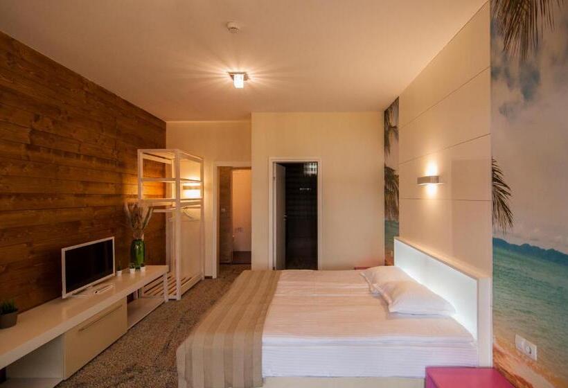 Семейный Номер, Aparthotel Seasons Glavatarski Han
