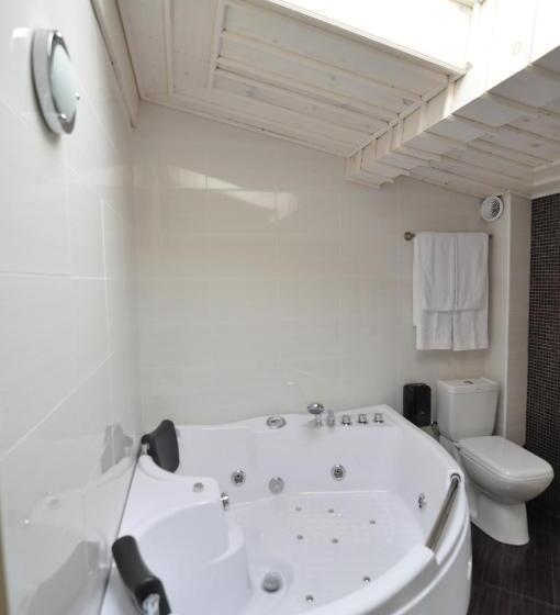 Люкс Дюплекс, Aparthotel Seasons Glavatarski Han