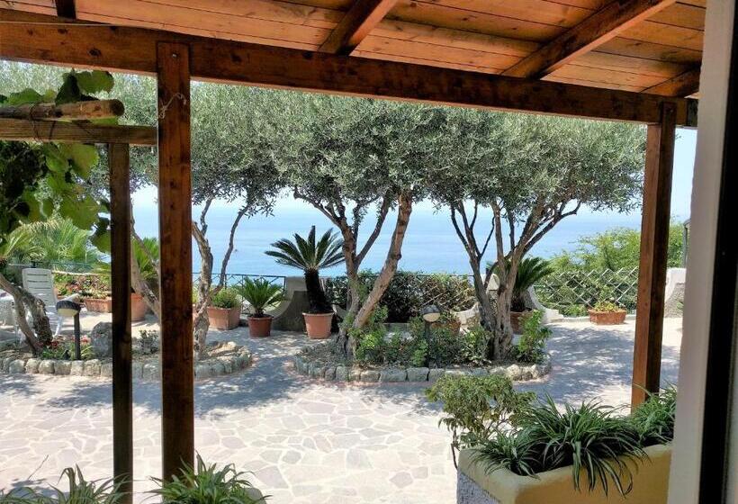 اتاق استاندارد با بالکن و چشم‌انداز دریا, Residence Giardino Del Sole