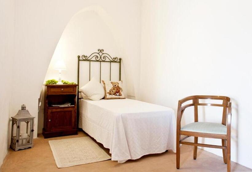 جناح جونيور, Masseria Cisternella
