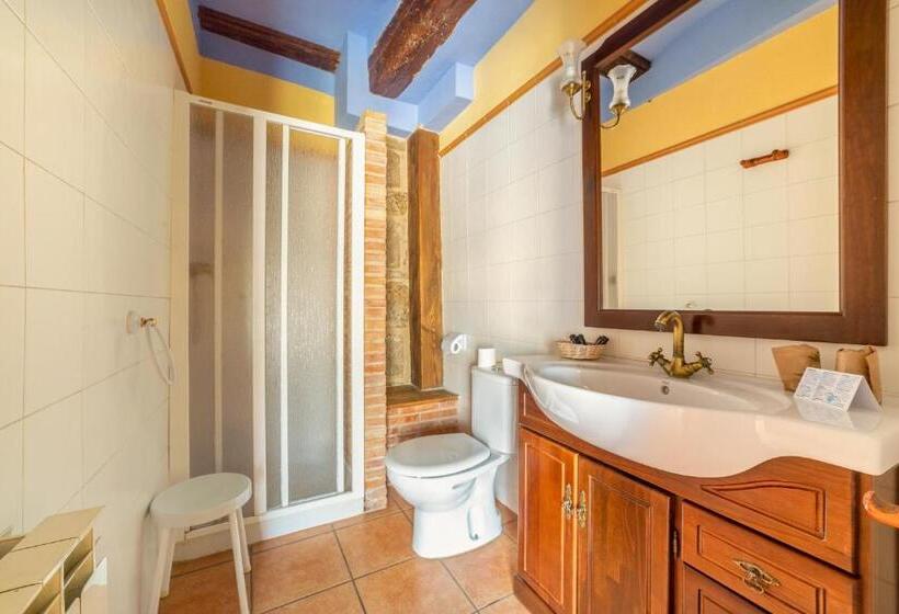 Quarto Triplo Estandar, Fonda La Plaza