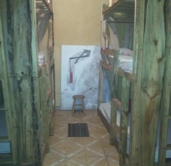 اتاق استاندارد چهار تخته, La Choza Guesthouse
