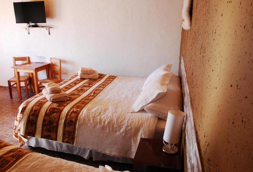 스탠다드 트리플 룸, Hostal Pablito